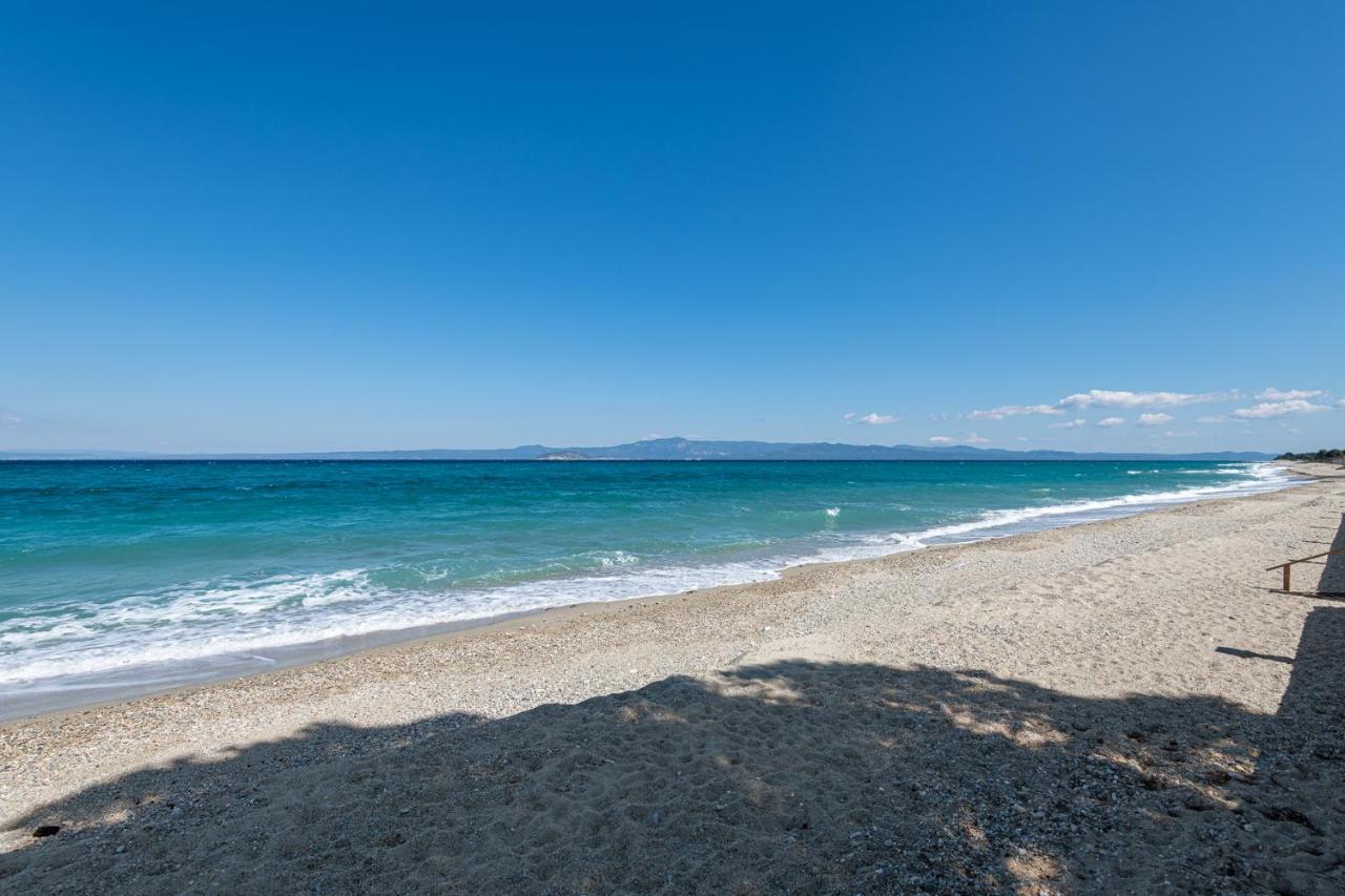 #Flh - Amalthia & Αthena Beachfront Houses In Pefkohori Esterno foto