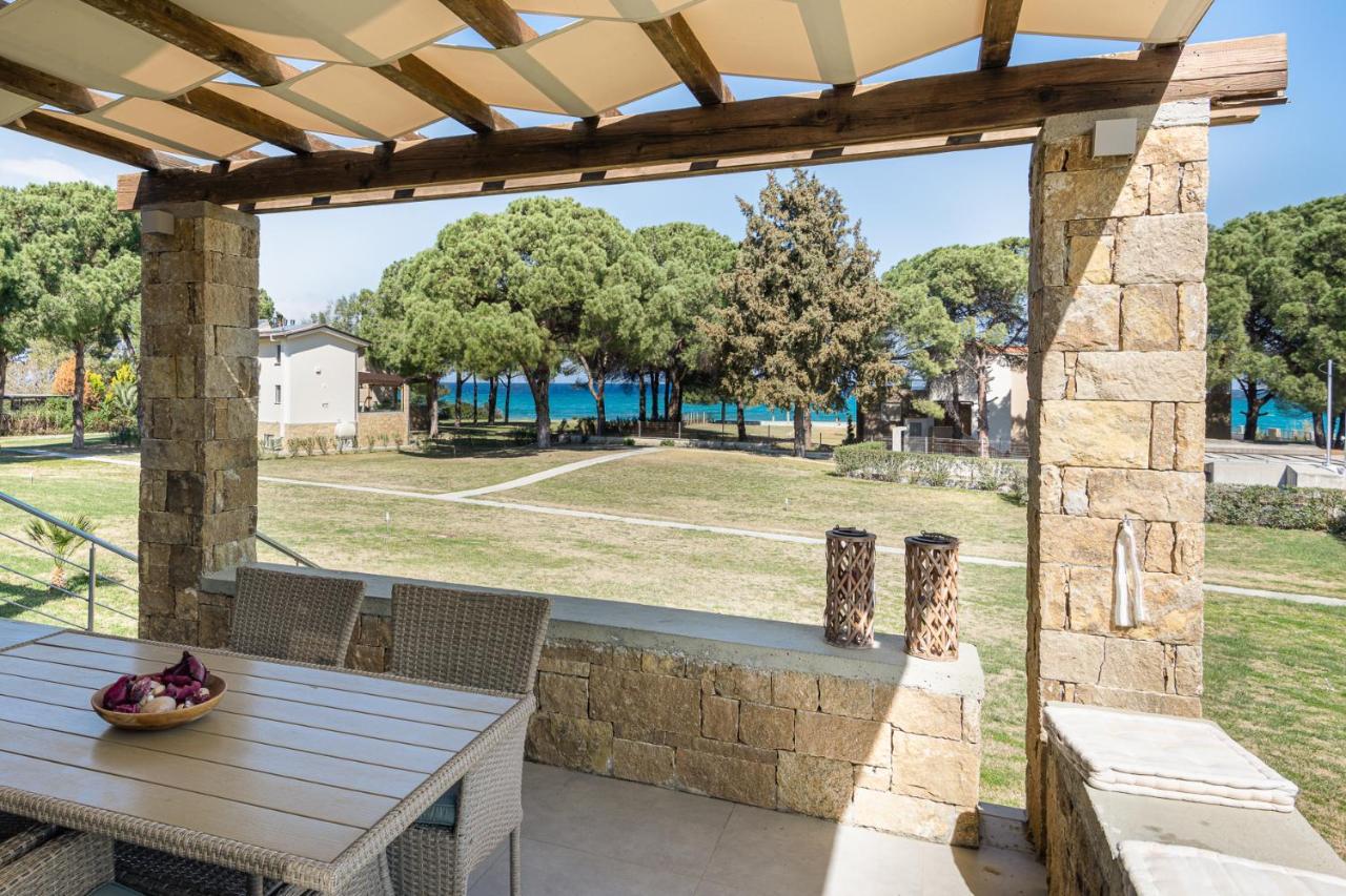 #Flh - Amalthia & Αthena Beachfront Houses In Pefkohori Esterno foto